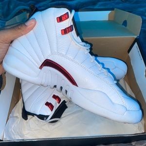 Jordan 12’s